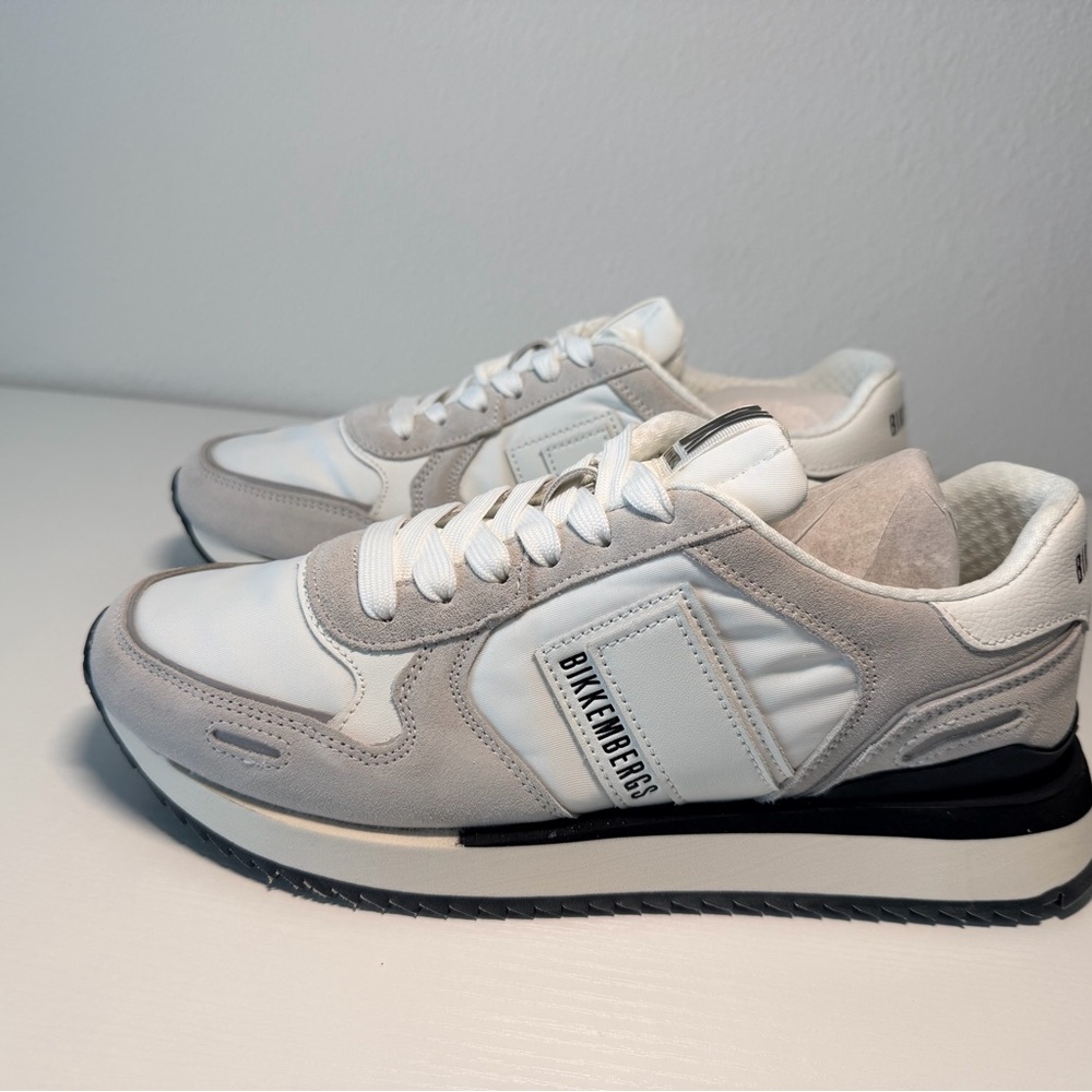 Bikkembergs White and Light Gray Sneakers